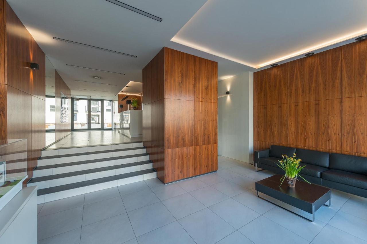 Apartamento Konstruktorska P&o Serviced